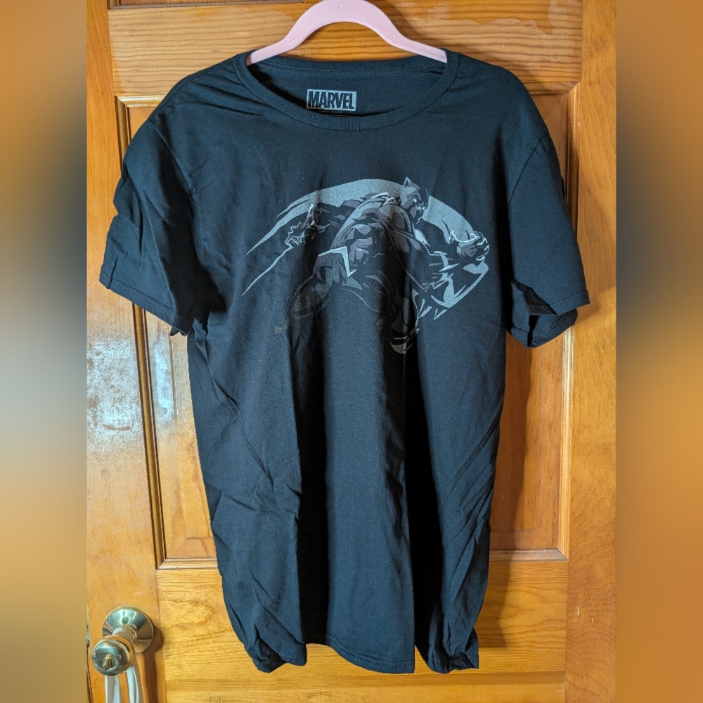 Marvel Black Panther Men's Black T-Shirt NWOT